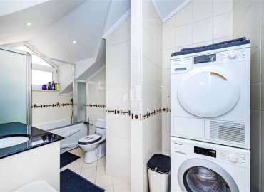 Меблированный дуплекс с тремя спальнями, 155м², с потрясающими видами на море и Аланийскую крепость в районе Алании Тепе ID-19149 фото-19