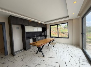 Новая частная двухэтажная вилла с тремя спальнями, 250м², с бассейном в горах района Алании Махмутлар ID-19151 фото-3