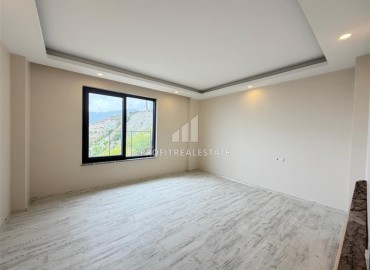 Новая частная двухэтажная вилла с тремя спальнями, 250м², с бассейном в горах района Алании Махмутлар ID-19151 фото-10