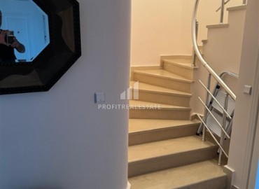 Видовой меблированный пентхаус 3+1, 170м², в уютном комплексе с потрясающими видами в районе Алании Тепе под ВНЖ или гражданство ID-19152 фото-6