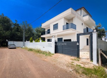Новая частная трехэтажная вилла 7+1, 350м², с инфраструктурой, в районе Анталии Дошемеалты под гражданство ID-19159 фото-1