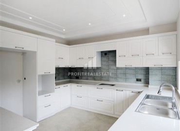 Новая частная трехэтажная вилла 7+1, 350м², с инфраструктурой, в районе Анталии Дошемеалты под гражданство ID-19159 фото-9