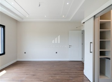 Новая частная трехэтажная вилла 7+1, 350м², с инфраструктурой, в районе Анталии Дошемеалты под гражданство ID-19159 фото-26