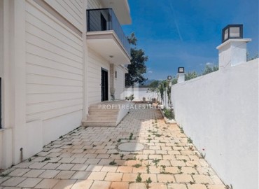 Новая частная трехэтажная вилла 7+1, 350м², с инфраструктурой, в районе Анталии Дошемеалты под гражданство ID-19159 фото-49