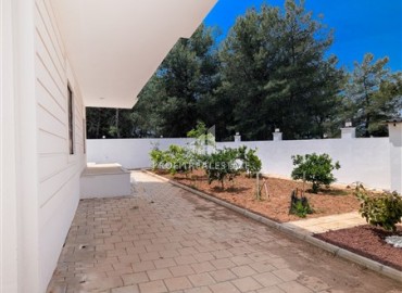 Новая частная трехэтажная вилла 7+1, 350м², с инфраструктурой, в районе Анталии Дошемеалты под гражданство ID-19159 фото-57