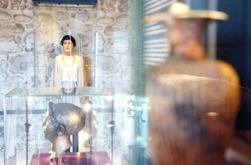 Гробница принцессы Карии и её золотые украшения в новом зале замка Бодрума фото-1