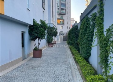 Симпатичная квартира 1+1, 65м², в резиденции с бассейном в 400 метрах от моря в районе Махмутлар, Алания ID-19169 фото-23