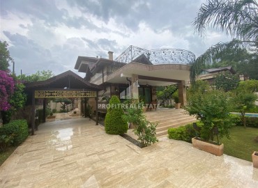 Шикарная частная меблированная вилла 3+1, 530м², с бассейном и садом, Кемер, Анталия, под гражданство ID-19188 фото-1