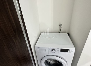 Видовые меблированные апартаменты 1+1, 65м², на высоком этаже в элитном комплексе в 500м от моря в Махмутларе, Алания ID-19194 фото-11