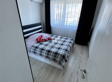 Видовые меблированные апартаменты 1+1, 65м², на высоком этаже в элитном комплексе в 500м от моря в Махмутларе, Алания ID-19194 фото-14