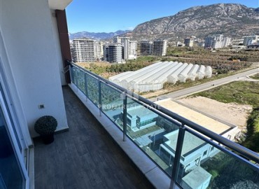 Видовые меблированные апартаменты 1+1, 65м², на высоком этаже в элитном комплексе в 500м от моря в Махмутларе, Алания ID-19194 фото-19