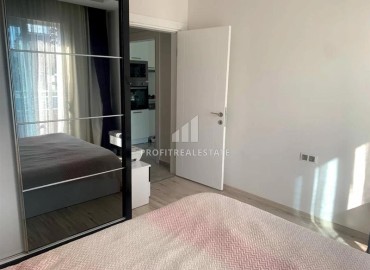 Видовые меблированные апартаменты 1+1, 65м², на высоком этаже в элитном комплексе в 500м от моря в Махмутларе, Алания ID-19194 фото-30