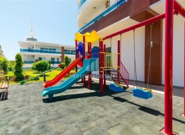 Видовые меблированные апартаменты 1+1, 65м², на высоком этаже в элитном комплексе в 500м от моря в Махмутларе, Алания ID-19194 фото-38