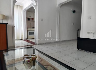 Вторичная недвижимость в 400м от моря: трехкомнатная квартира, 120м², с отдельной кухней в комплексе с бассейном в Махмутларе, Алания ID-19208 фото-4