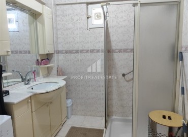 Вторичная недвижимость в 400м от моря: трехкомнатная квартира, 120м², с отдельной кухней в комплексе с бассейном в Махмутларе, Алания ID-19208 фото-8