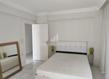 Вторичная недвижимость в 400м от моря: трехкомнатная квартира, 120м², с отдельной кухней в комплексе с бассейном в Махмутларе, Алания ID-19208 фото-11