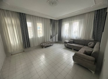 Бюджетная квартира 2+1 с отдельной кухней, 90м², в доме городского типа в 250м от моря в Махмутларе, Алания ID-19212 фото-2