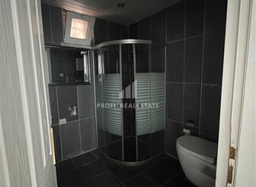 Бюджетная квартира 2+1 с отдельной кухней, 90м², в доме городского типа в 250м от моря в Махмутларе, Алания ID-19212 фото-11