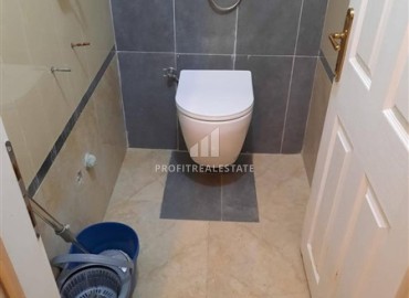 Бюджетная квартира 2+1 с отдельной кухней, 90м², в доме городского типа в 250м от моря в Махмутларе, Алания ID-19212 фото-14