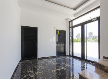 Видовые двухкомнатные апартаменты, 51м², с оригинальным интерьером, в 150м от моря в районе Каргыджак, Алания ID-19248 фото-25