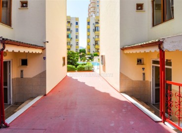Меблированная квартира с одной спальней, 50м², в уютном комплексе с бассейном в Махмутларе, Алания ID-19250 фото-18