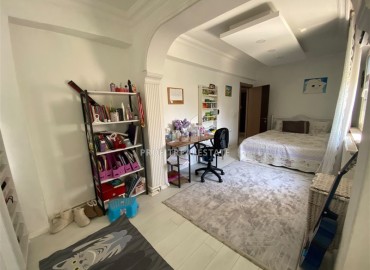 Меблированные трехэтажные апартаменты 5+1, 300м², в районе Гюзельоба, Анталия, с возможностью ВНЖ ID-19268 фото-11