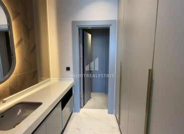 Новая видовая трехкомнатная квартира, 105м², в элитном комплексе на первой береговой линии в Каргыджаке, Алания ID-18938 фото-9