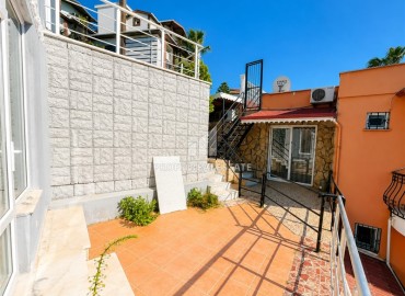 Трехэтажная вилла 4+1, 230м², в комфортабельном комплексе в районе Алании Конаклы, 500м от моря. ID-19275 фото-6
