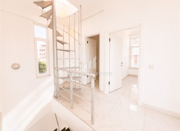 Трехэтажная вилла 4+1, 230м², в комфортабельном комплексе в районе Алании Конаклы, 500м от моря. ID-19275 фото-28