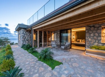 Фешенебельная частная вилла с пятью спальнями, 290м², с инфинити-бассейном, в 50м от моря, Каш, Анталия ID-19290 фото-18