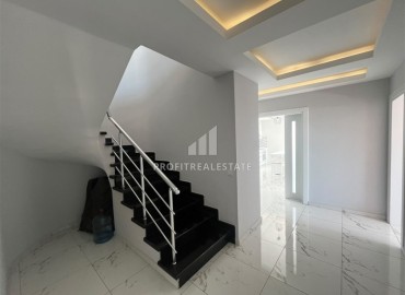 Видовой меблированный пентхаус 5+1, 250м² в комфортабельной резиденции с отличной локацией в Махмутларе, Алания ID-19292 фото-9