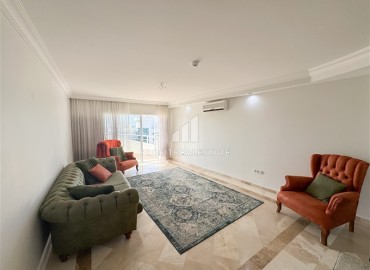 Меблированная трехкомнатная квартира, 100м² с видом на море и горы в комплексе класса люкс в Махмутларе, Алания ID-19300 фото-3