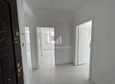 Недорогая вторичная недвижимость: трехкомнатная квартира, 80м², в 200м от моря в Махмутларе, Алания ID-19307 фото-3
