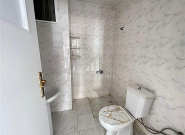 Недорогая вторичная недвижимость: трехкомнатная квартира, 80м², в 200м от моря в Махмутларе, Алания ID-19307 фото-8
