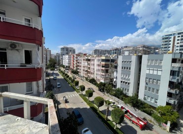 Недорогая вторичная недвижимость: трехкомнатная квартира, 80м², в 200м от моря в Махмутларе, Алания ID-19307 фото-12