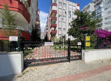 Недорогая вторичная недвижимость: трехкомнатная квартира, 80м², в 200м от моря в Махмутларе, Алания ID-19307 фото-15