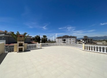 Просторная меблированная вилла 3+1, 220м², в комплексе с отличной локацией в районе Алании – Махмутлар ID-19320 фото-16