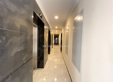 Квартира с одной спальней, 42м², в элитной резиденции в 850м от моря в Махмутларе, Алания ID-19333 фото-15