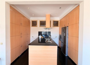 Меблированная квартира 3+1, 155м², в уютном комплексе в районе Джикджилли, Алания под ВНЖ ID-19343 фото-7