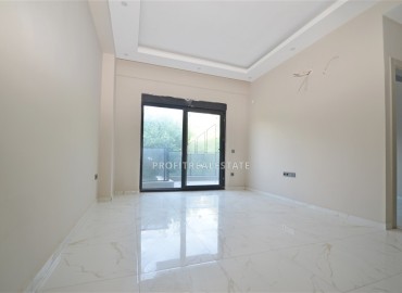 Апартаменты с одной спальней, 50м², в современном комплексе, у горной реки в 750м от моря в районе Кестель, Алания ID-19362 фото-3