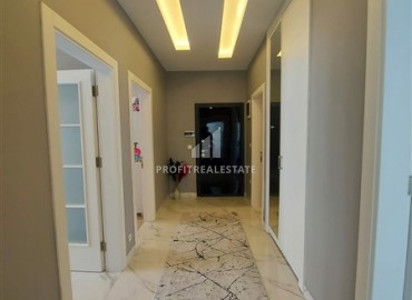 Элегантная трехкомнатная квартира, 115м², с отдельной кухней в комплексе премиум класса в Махмутларе, Алания, под ВНЖ ID-19370 фото-9
