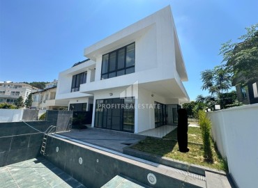 Видовая двухэтажная новая вилла 4+1, 200м², с личным бассейном и садом в районе Каргыджак, Алания ID-19378 фото-1