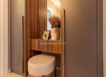 Элегантная квартира 2+1, 90м² с видом на море в элитном комплексе на первой береговой линии Махмутлара, Алания ID-19380 фото-10