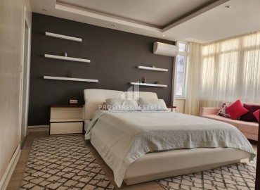 Меблированный дуплекс 3+1, 300м², в районе Махмутлар, с отличной локацией в 100м от моря под гражданство, Алания ID-19381 фото-20