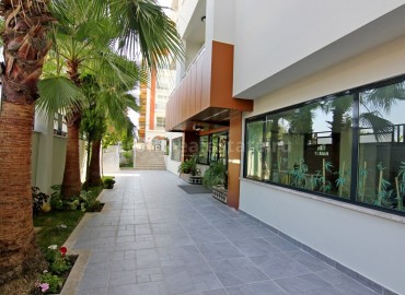 Двухкомнатная квартира общей площадью 90 м кв на шестом этаже современного комплекса с бассейном в Махмутларе, Алания ID-1552 фото-4}}
