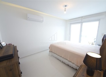 Видовой перевернутый меблированный дуплекс 4+1, 160м², в отличном комплексе в 150м от моря в районе Кестель, Алания ID-19400 фото-18