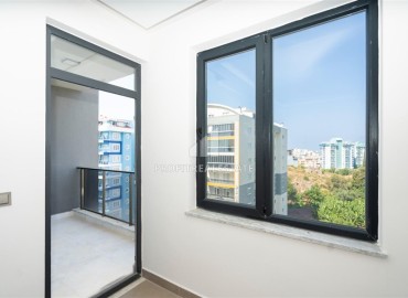 Элитная видовая квартира 1+1, 60м², в новом комплексе с отельной инфраструктурой, в 650м от моря в Махмутларе, Алания ID-19410 фото-8