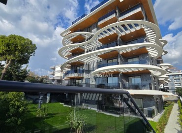 Квартиры и дуплексы, 47-187м² в инвестиционном проекте с инфраструктурой на первой береговой линии в районе Кестель, Алания ID-17695 фото-5