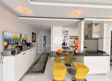 Трехкомнатная квартира с интерьером от дизайнера, 115м², в 150м от моря в районе Кестель, Алания ID-19425 фото-5