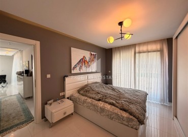 Трехкомнатная квартира с интерьером от дизайнера, 115м², в 150м от моря в районе Кестель, Алания ID-19425 фото-11